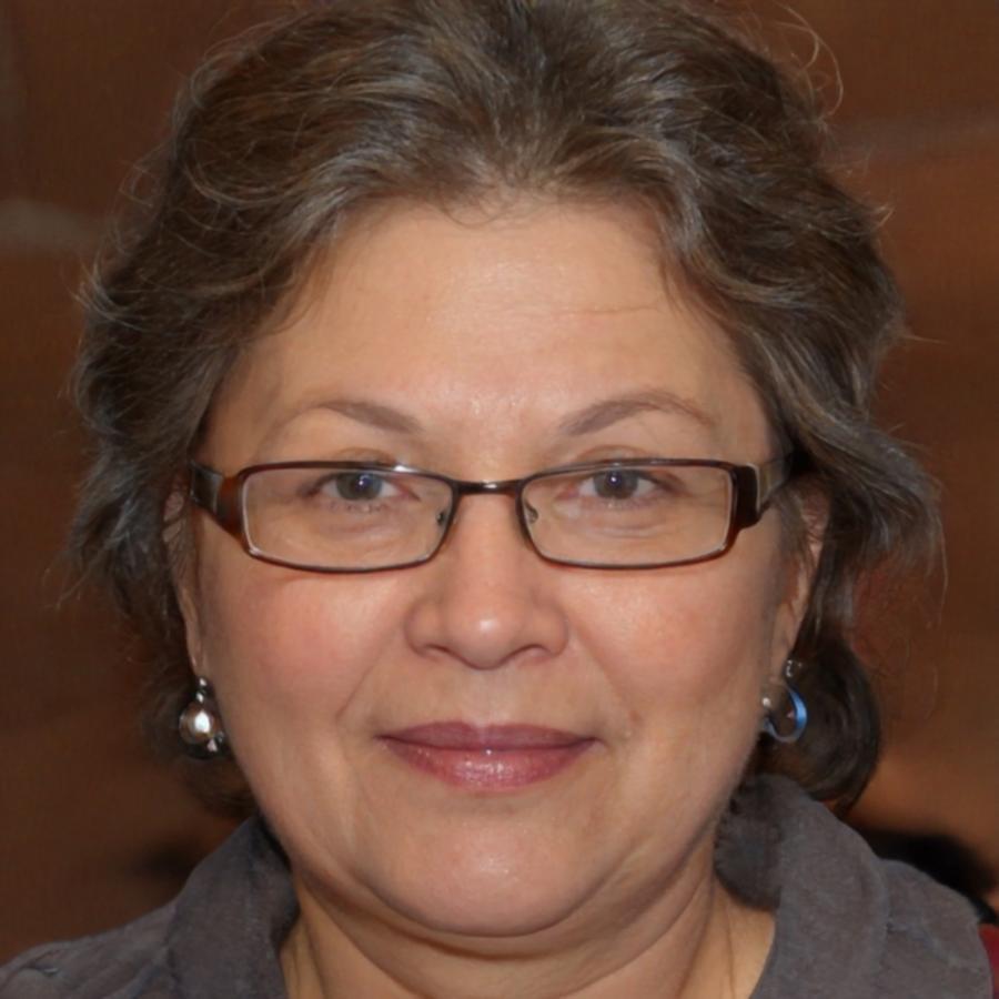 Portrait of Nadine Ouellette